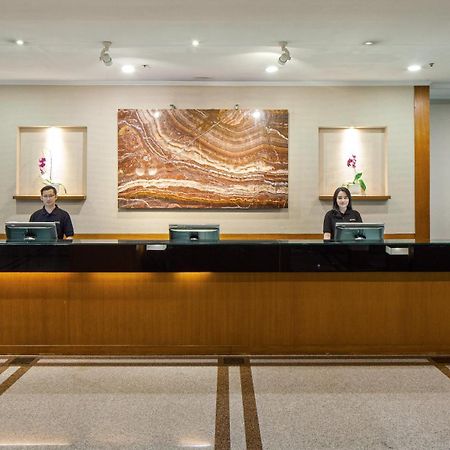 Artotel Gelora Senayan Jakarta Jacarta Exterior foto