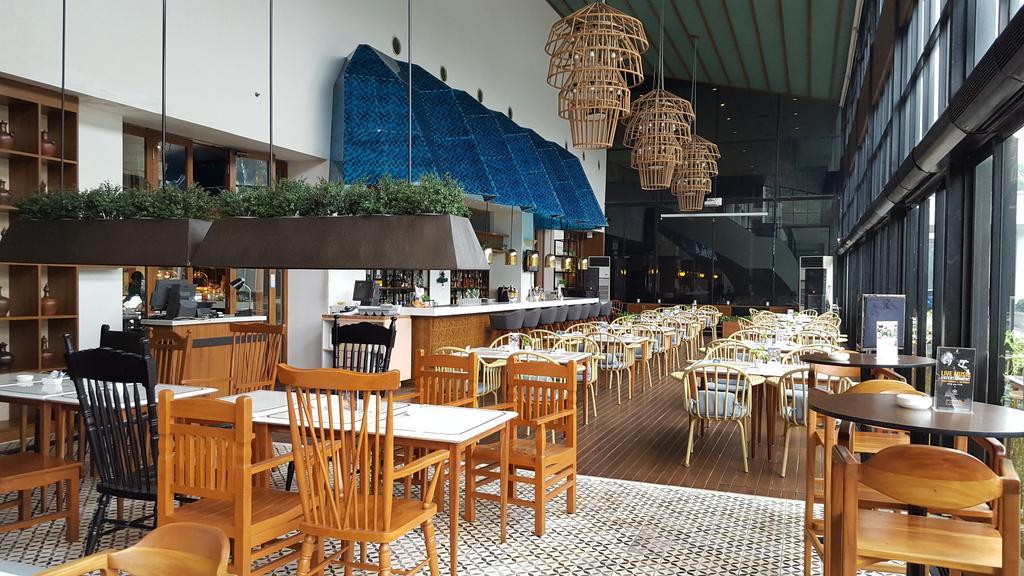 Artotel Gelora Senayan Jakarta Jacarta Exterior foto