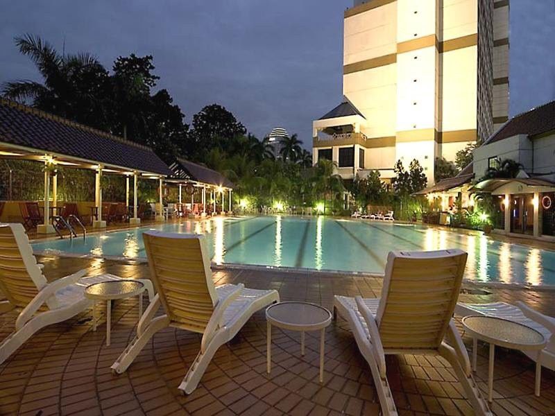 Artotel Gelora Senayan Jakarta Jacarta Exterior foto